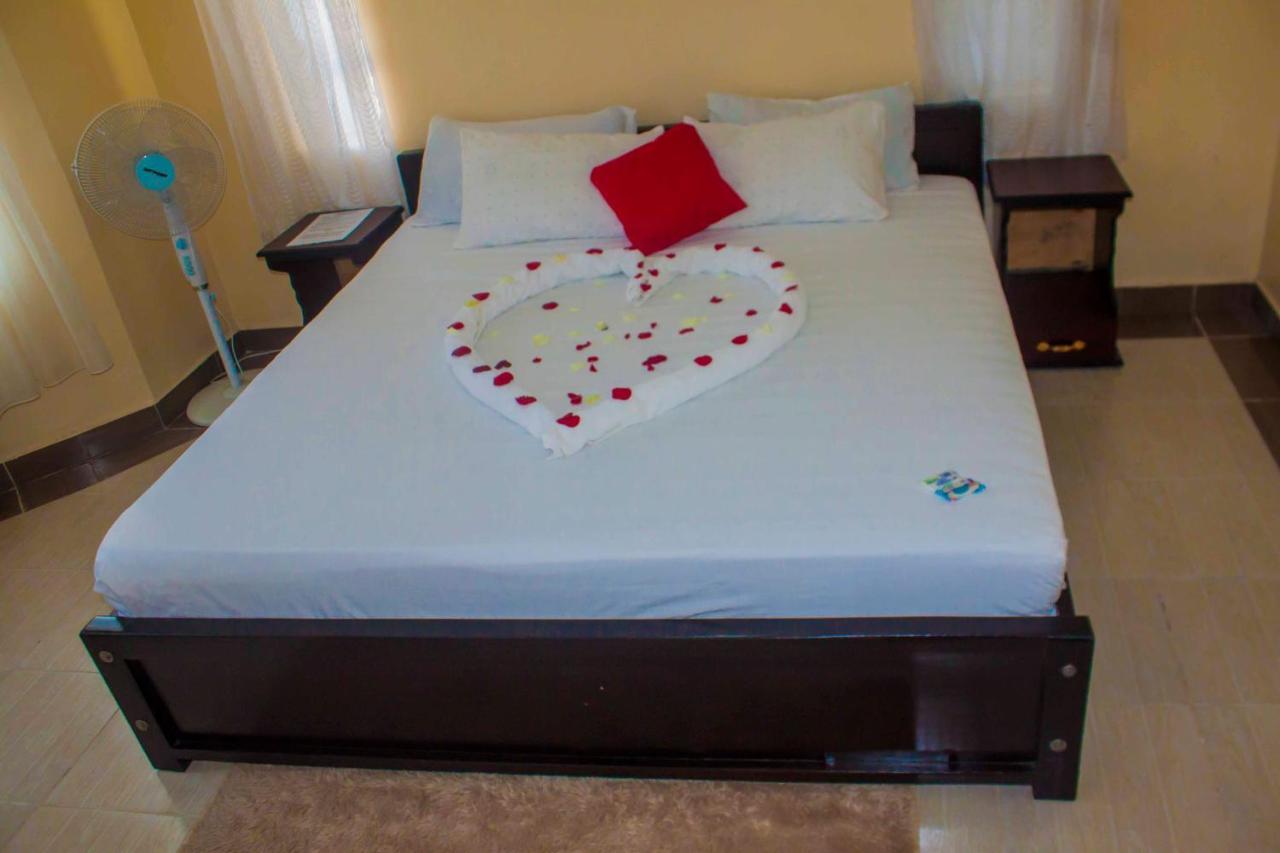 Elegant Comfy Rooms- Jkia Найроби Екстериор снимка